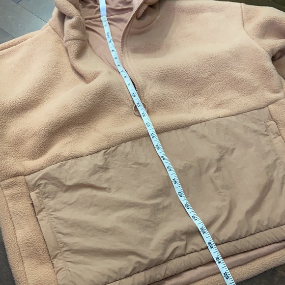Fabletics Lotta Sherpa Half-Zip Jacket - Picture 7 of 16
